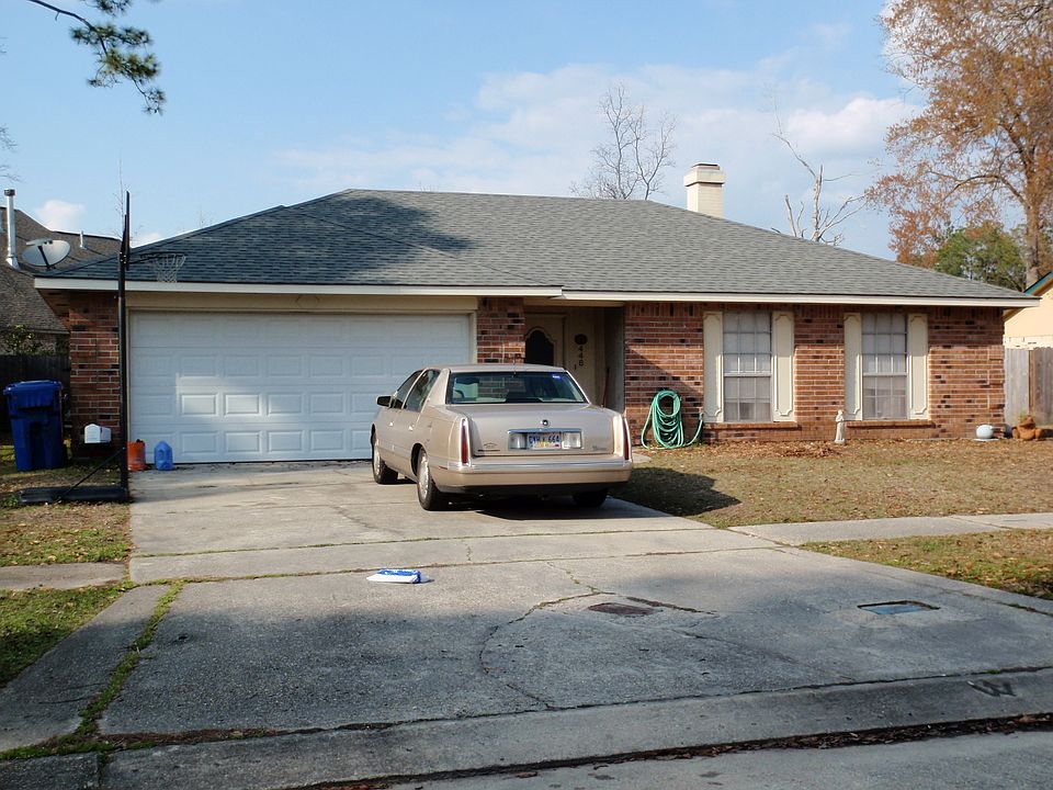 2nd image of 448 Pine Shadows Dr