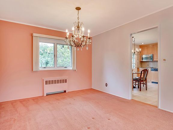 5th image of 50 Parkway Dr