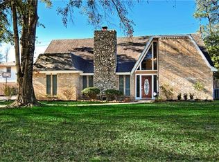 19535 Lockridge Dr, Spring, TX 77373