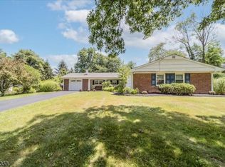 5 Julip Ct, Somerset, NJ 08873