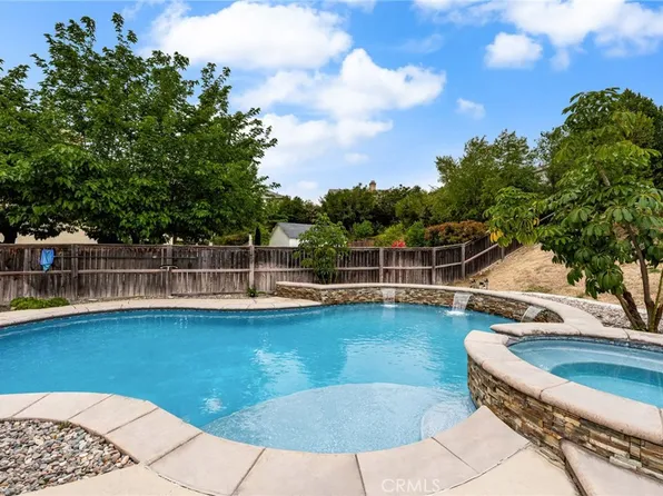 25149 Dogwood Ct, Corona, CA 92883