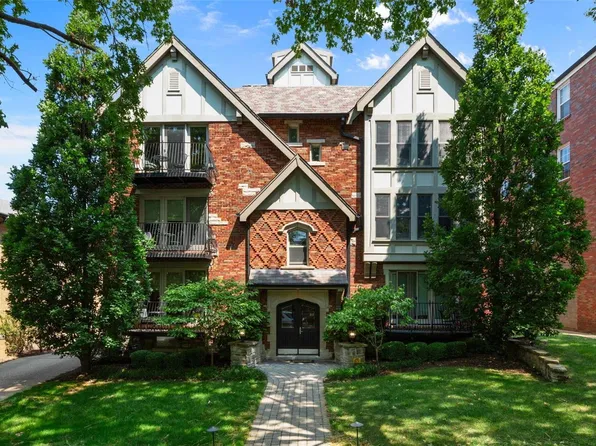 7527 Oxford Dr APT 3-W, Saint Louis, MO 63105