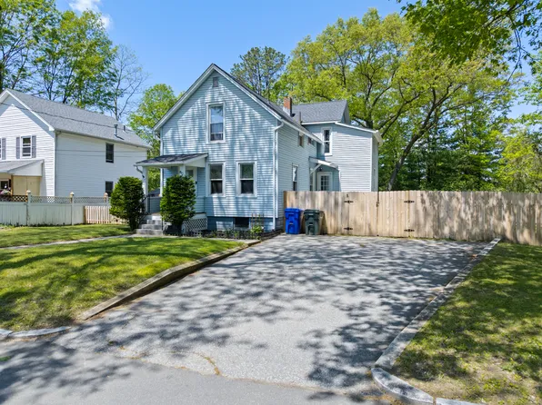 80 Brickett St, Springfield, MA 01119