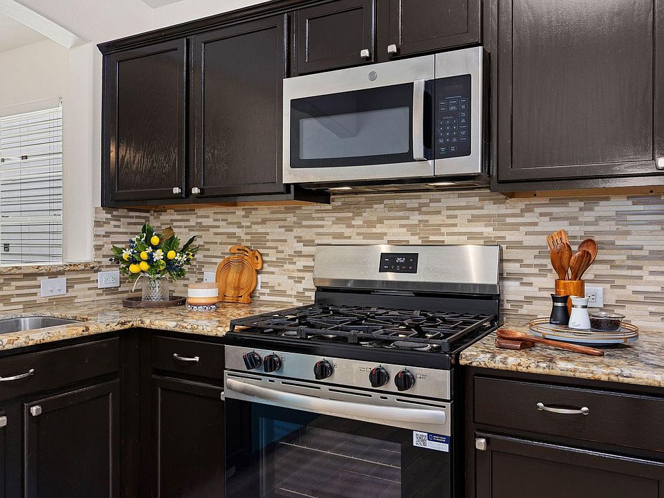 1st image of 7514 Yucca Field Dr