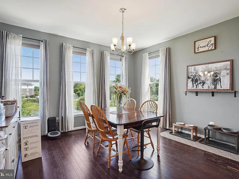 8944 Dahlgren Ridge Rd — Photo 10