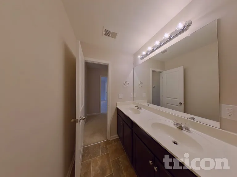 208 Willow Grove Way — Photo 24