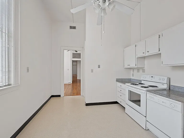 508 Greenup St — Photo 22