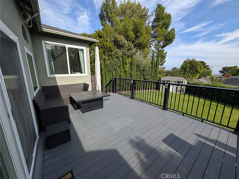 2828 Henrietta Ave — Photo 68