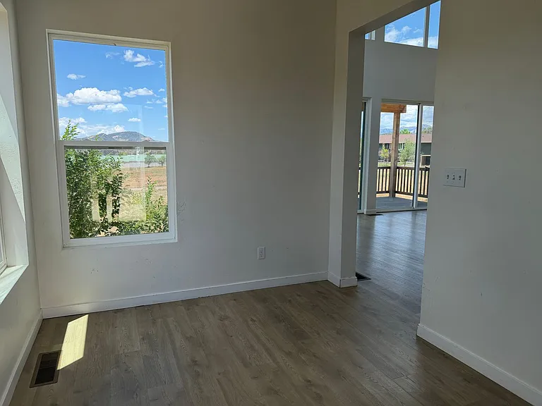 65 Bocea Dr #B — Photo 2