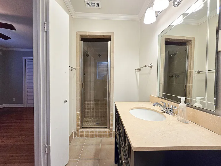 9507 Meadowbriar Ln — Photo 20