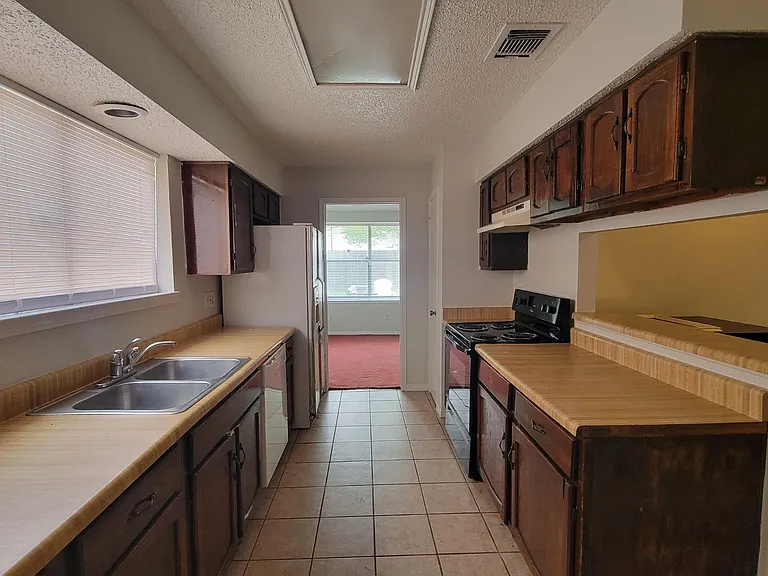 11651 Woodbuck Trl — Photo 13