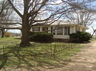 2005 Laramie St, Marysville, KS 66508