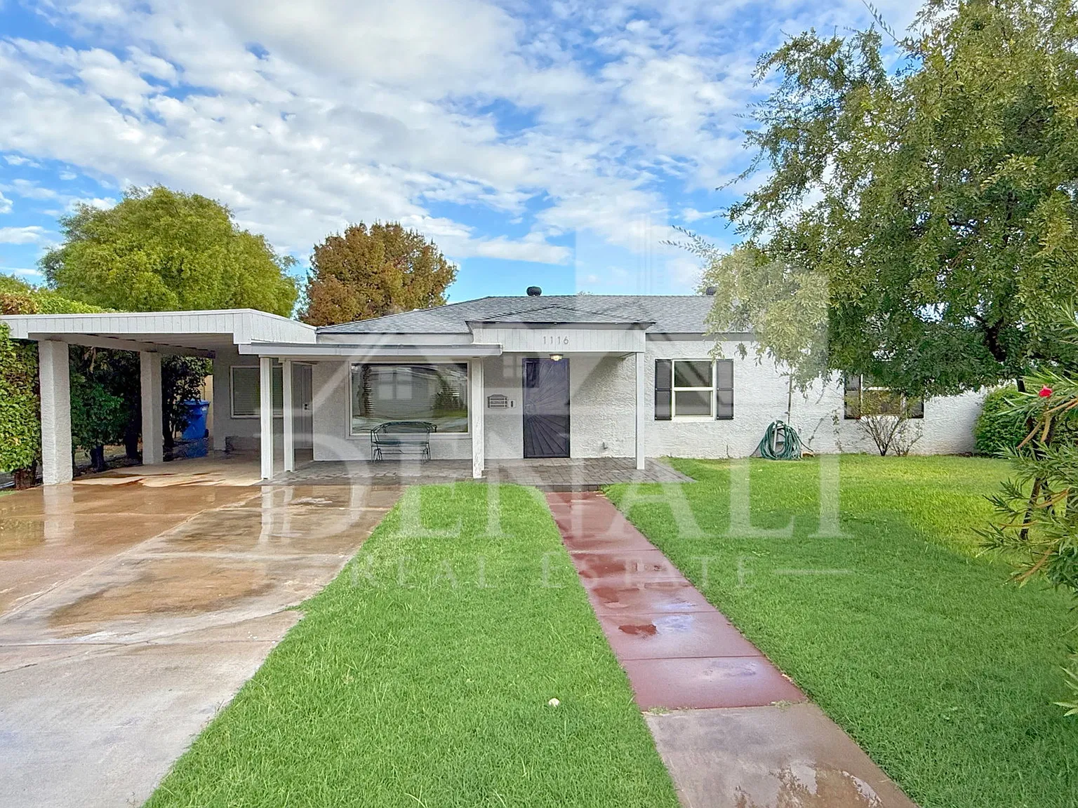 4 bed, 3.0 bath, 1637 sqft, $3,600 — Photo 2