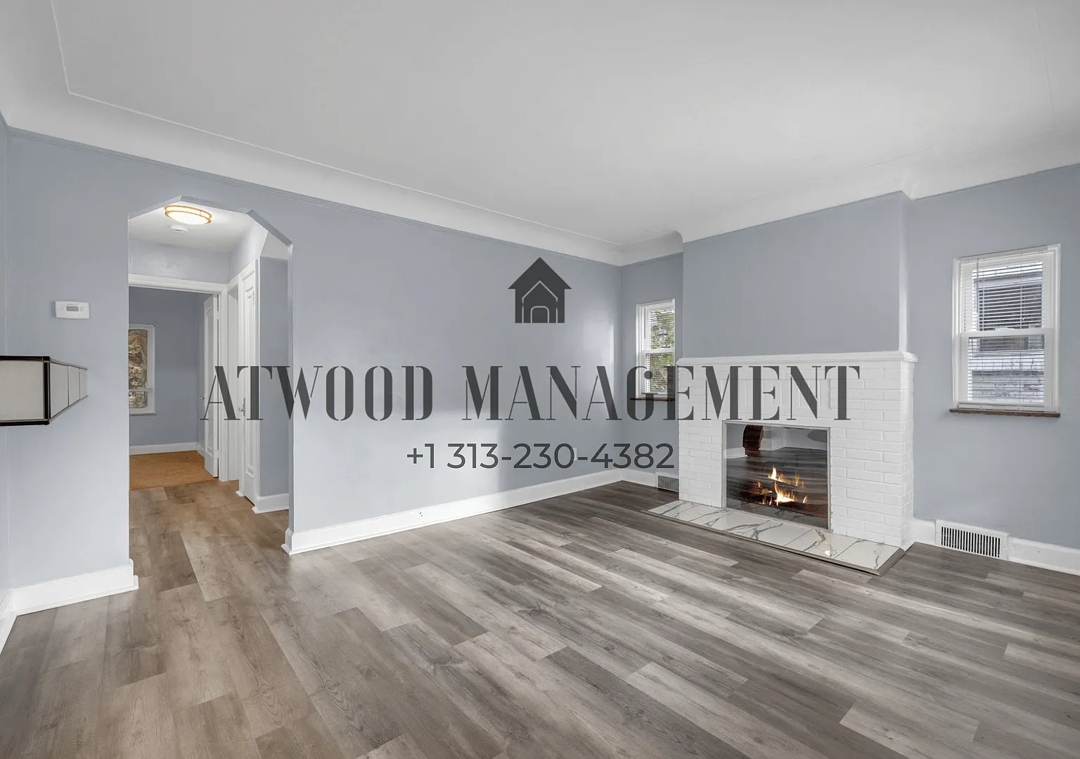 This beautifully updated 2-bedroom, 1-bath single-family home is ready for move-in! — Photo 3