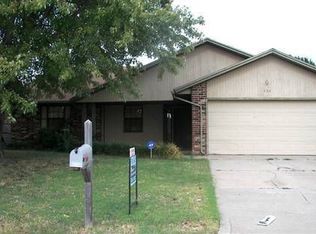 420 Conestoga Dr, Yukon, OK 73099