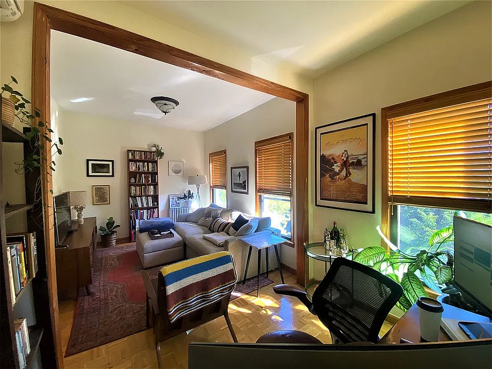 1st image of 605 Leonard St #3