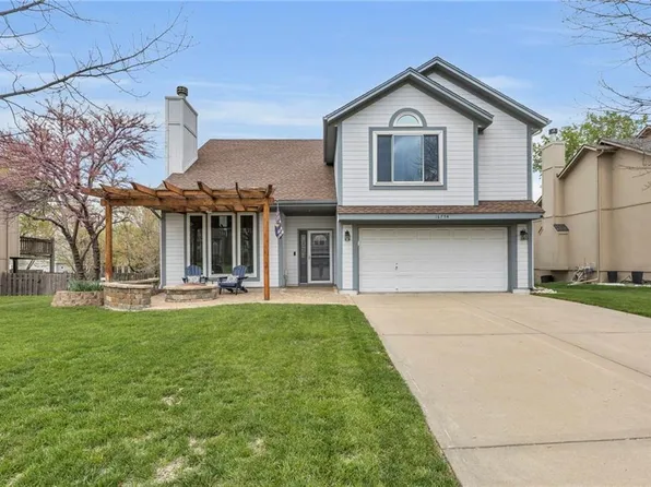 16754 W 156th Ter, Olathe, KS 66062