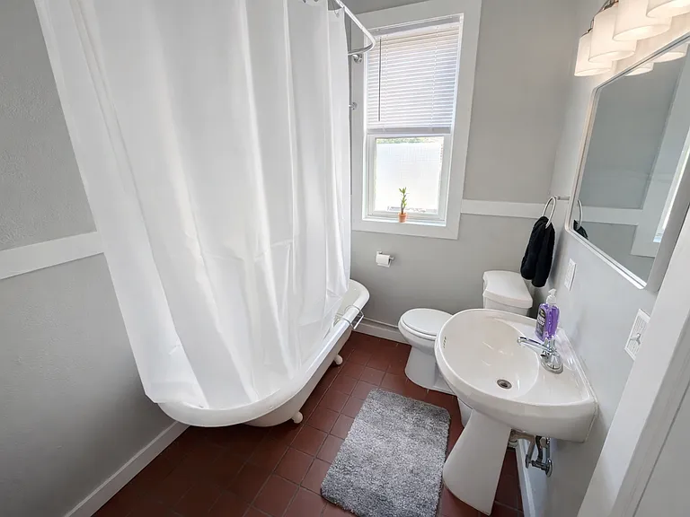 1223 Sidney St #3F — Photo 7