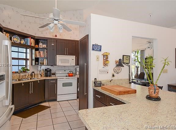 5th image of 7380 NW 54th Ct