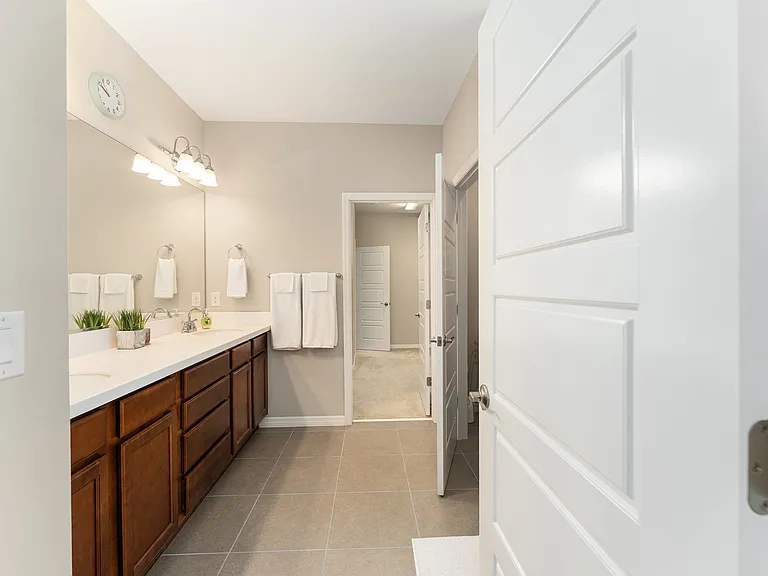 3441 NW 56th Ave — Photo 23