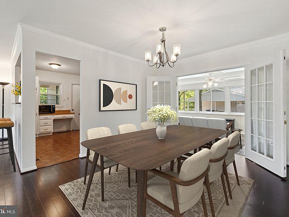 5th image of 1321 Bayshire Ln