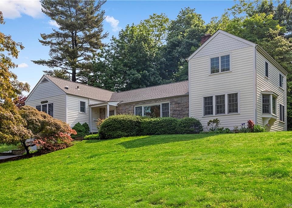 1st image of 50 Castle Heights Ave