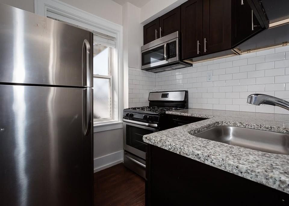 1st image of 6750 N Ashland Ave #611