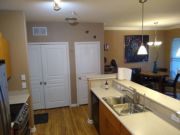 3rd image of 8290 Gate Pkwy W Unit 418