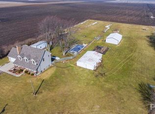 2744 County Road 600 N, El Paso, IL 61738