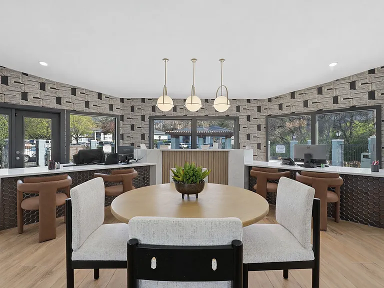 The Darby — Photo 19