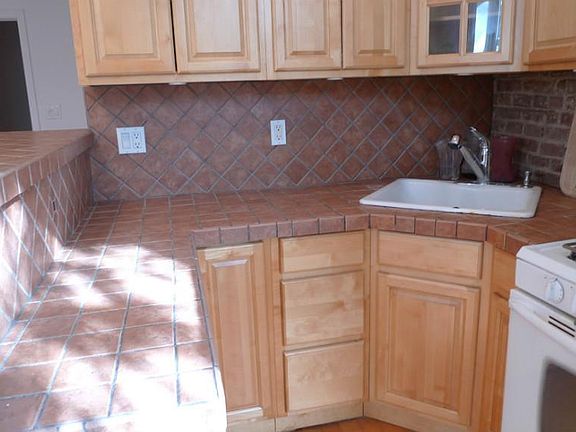 3rd image of 620 President St APT 1