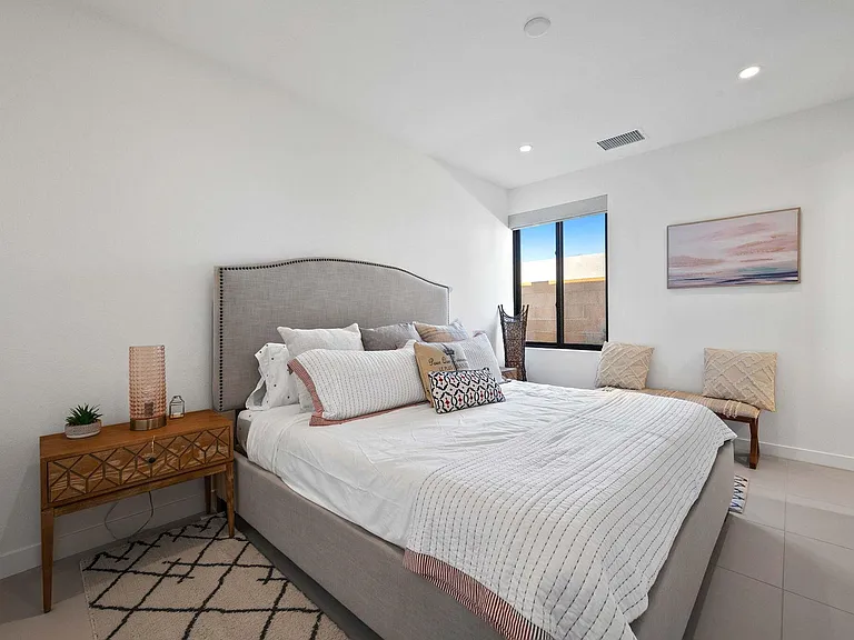 57627 Santo Thomas — Photo 18