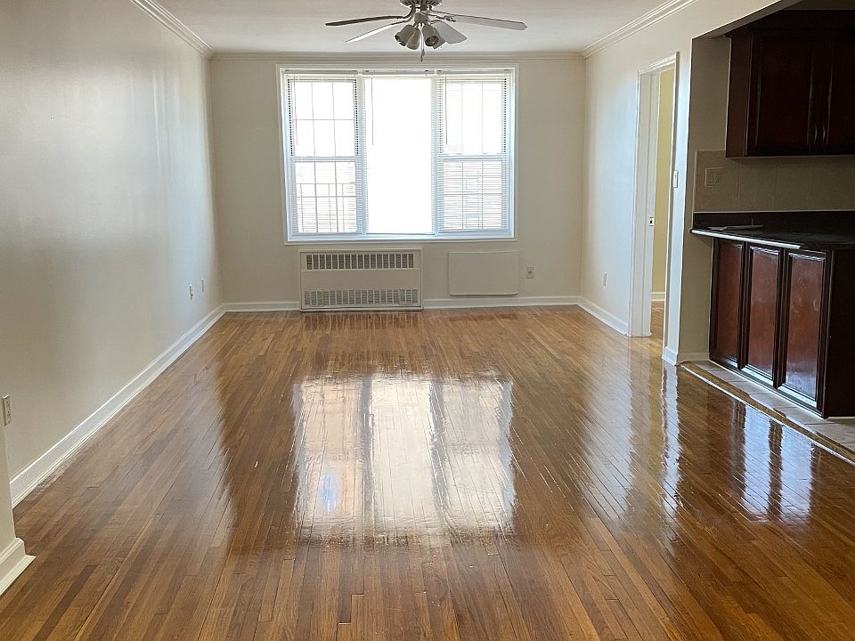 1st image of 8825 153rd St #1