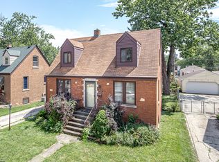 9205 S 55th Ave, Oak Lawn, IL 60453