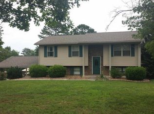1226 Harold Patterson Rd, Dandridge, TN 37725