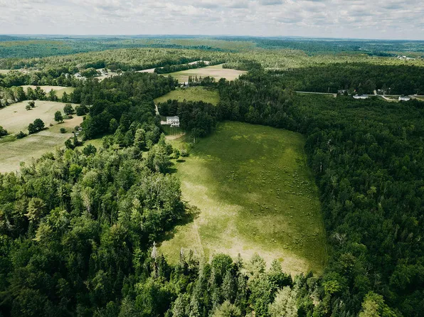 32 Perry Lane, Carmel, ME 04419