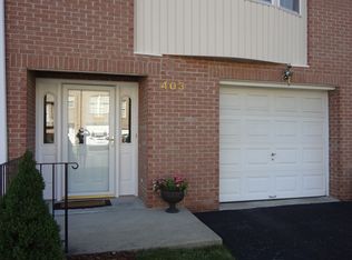 403 Wingate Dr, Pittsburgh, PA