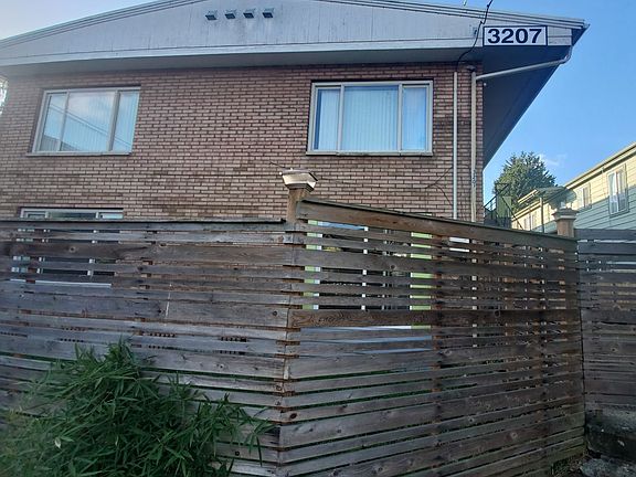 2nd image of 3207 21st Ave W APT 202