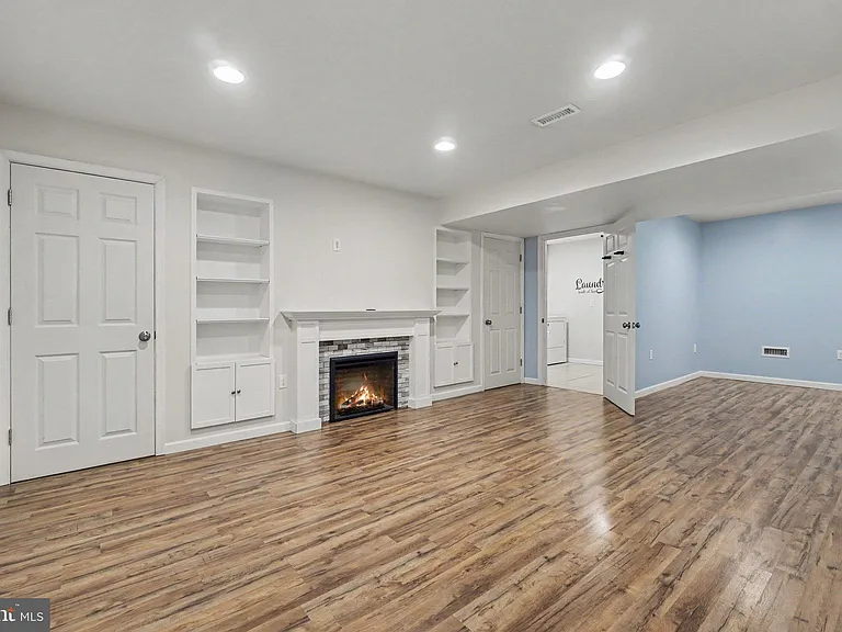 335 Cindy Dr — Photo 15