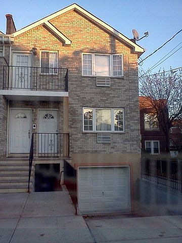 1st image of 2716 Laconia Ave