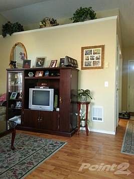 5th image of 821 Jack Pine Dr