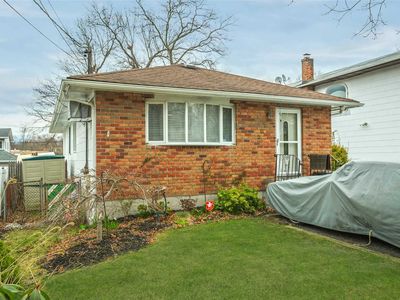 221 Fir Grove Rd, Ronkonkoma, NY, 11779