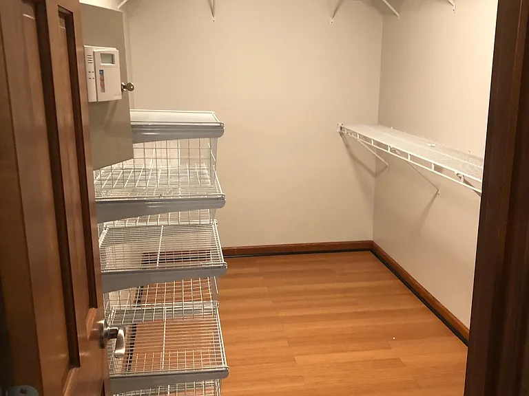 2911 Regenwood Dr — Photo 19
