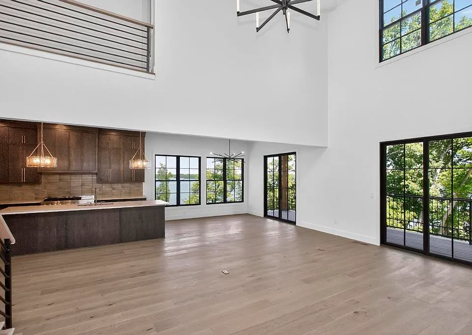 19 Jones Cir