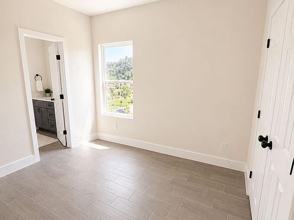5th image of 4317 Plaag St