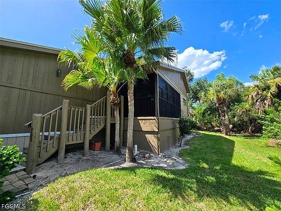 4th image of 17504 Island Inlet Ct