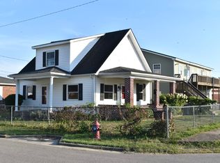 304 15th St, Kenova, WV 25530