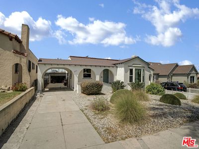 9221 S Harvard Blvd, Los Angeles, CA, 90047