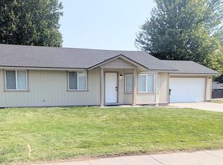 3142 Primrose St, West Richland, WA 99353