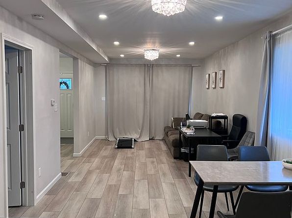 42 Argus St